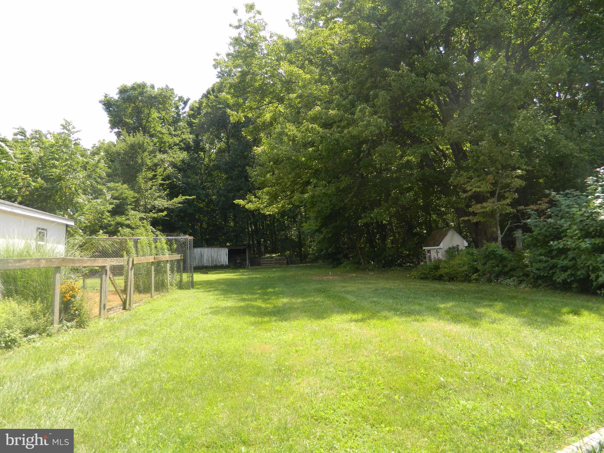 1601 Freeland Road Freeland, MD 21053 - Photo 25 of 29 a backyard of a house with swimming pool and green space