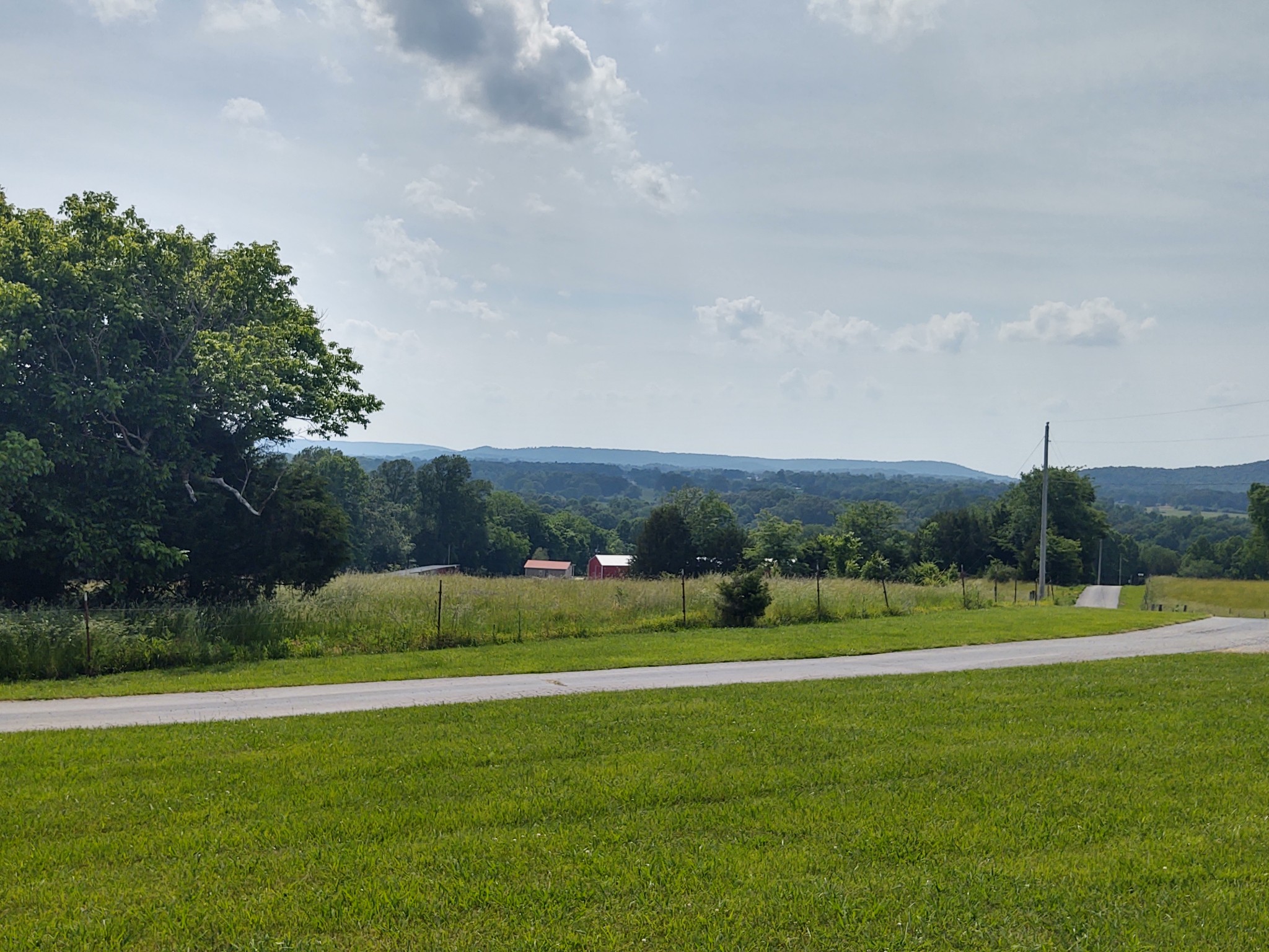 2730 Blue Springs Road Sparta, TN 38583 - Photo 3 of 18 Gallery Image 3