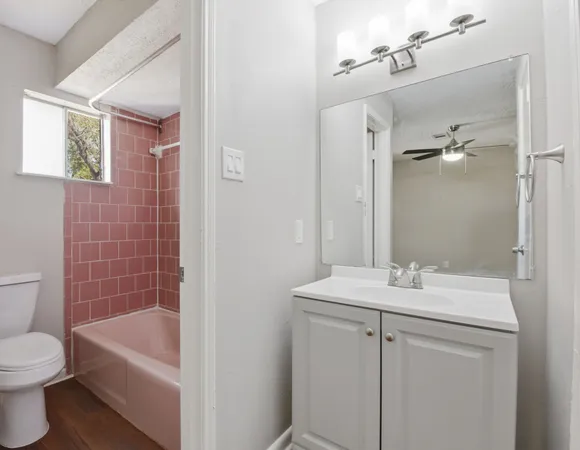 $1,700 | 3120 Royal Street, Baytown, TX 77521