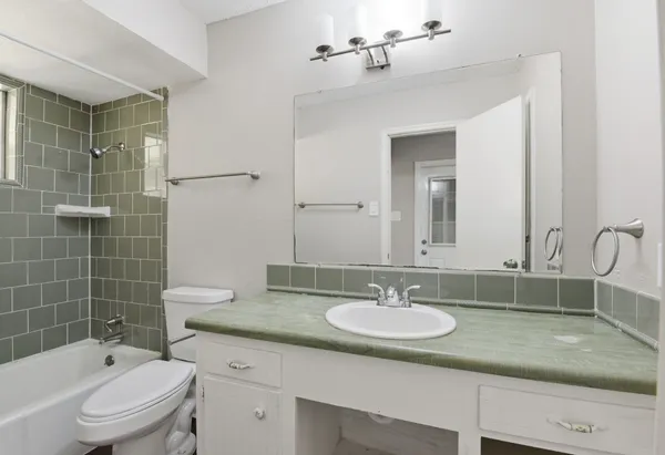 $1,700 | 3120 Royal Street, Baytown, TX 77521