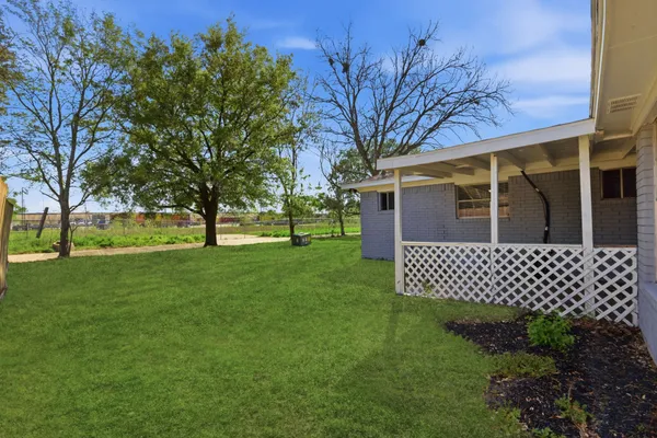 $1,700 | 3120 Royal Street, Baytown, TX 77521