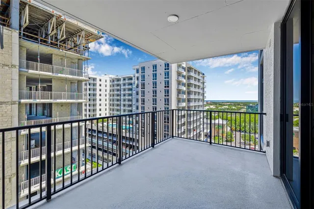 $2,617 | 221 Main Street North, Unit 1305, St. Petersburg, FL 33716