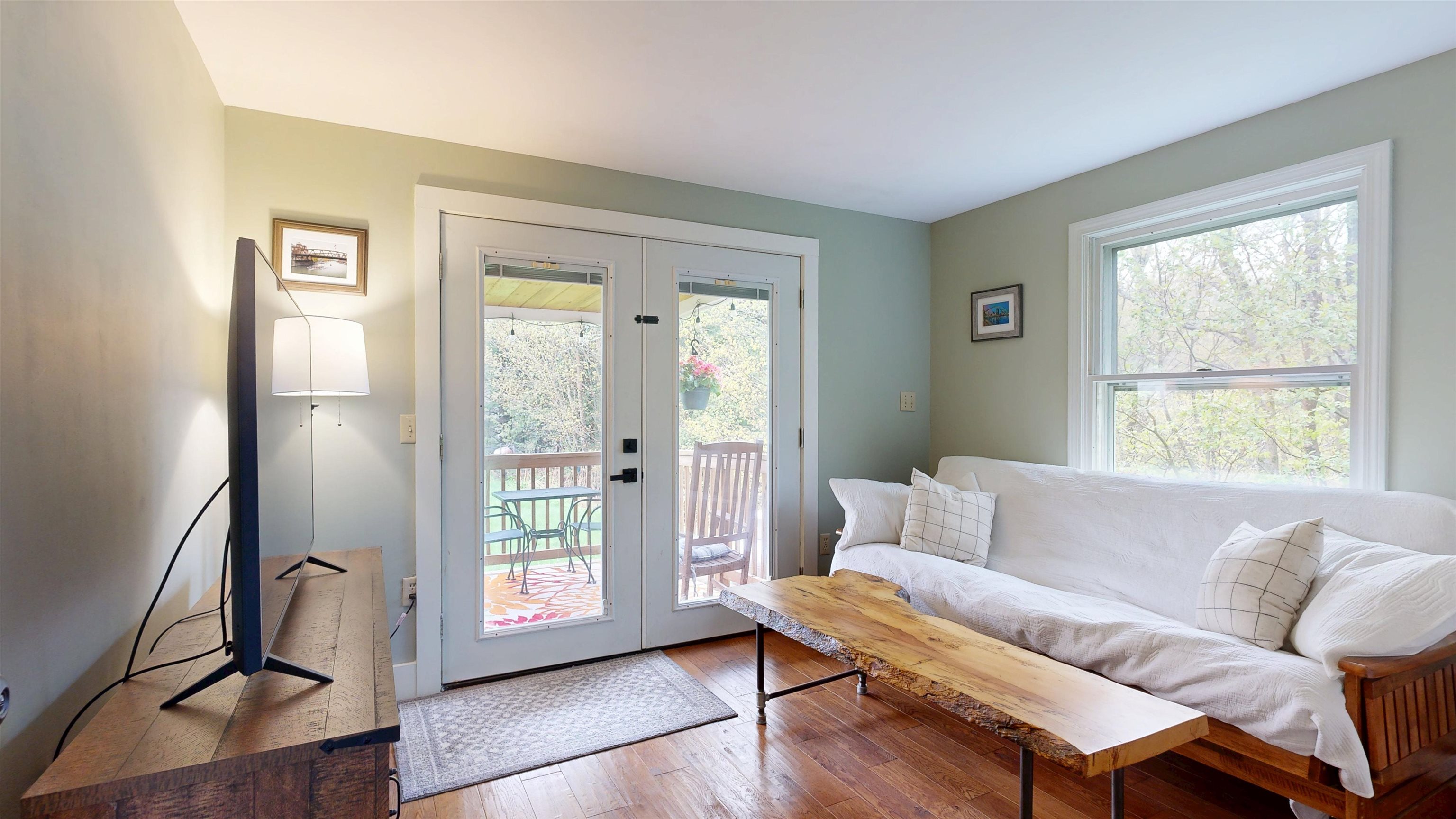 9248 Main Road Huntington, VT 05462 - Photo 12 of 26 Gallery Image 12
