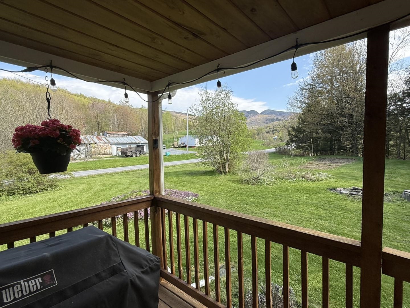 9248 Main Road Huntington, VT 05462 - Photo 20 of 26 Gallery Image 20