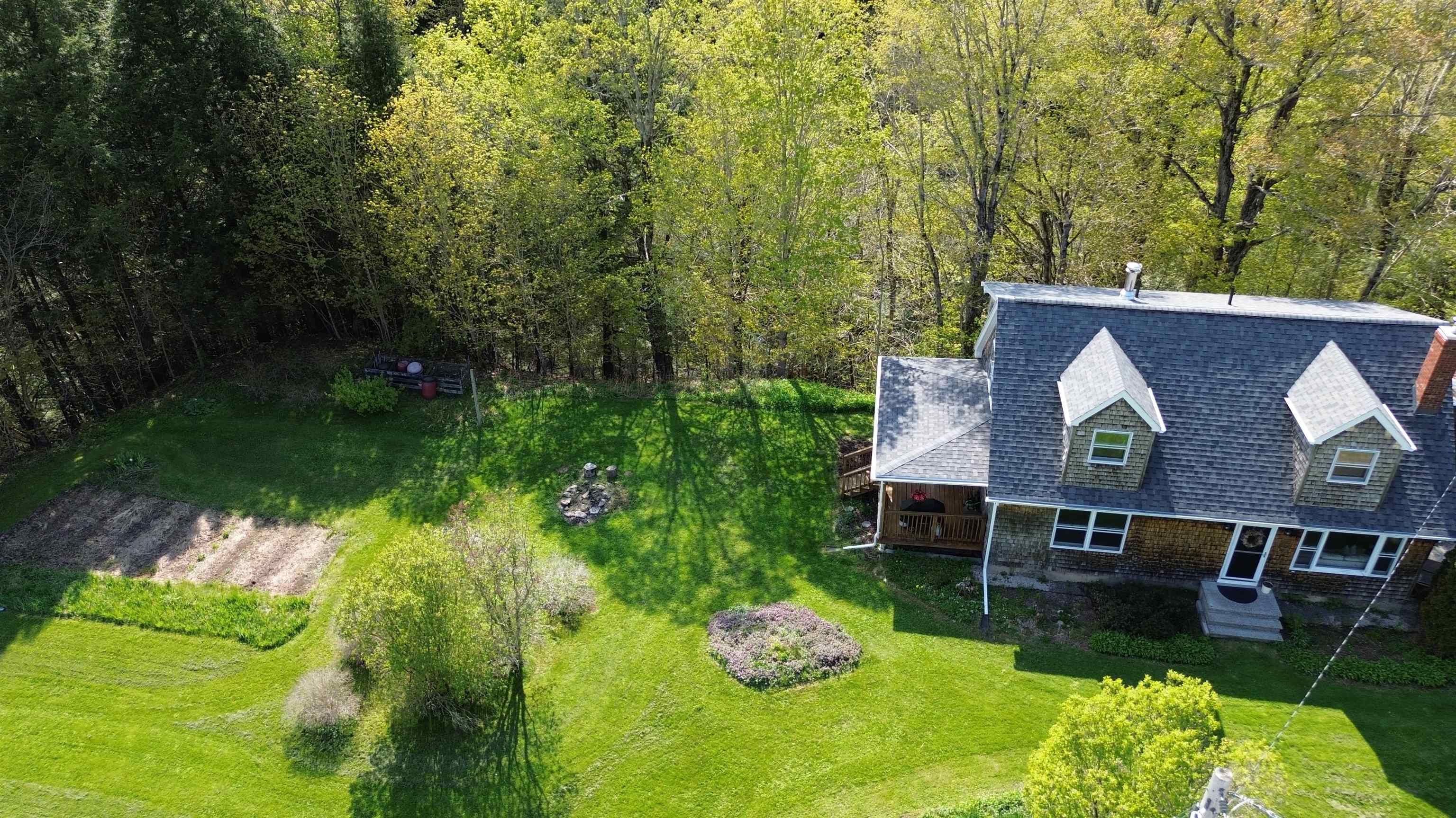 9248 Main Road Huntington, VT 05462 - Photo 22 of 26 Gallery Image 22