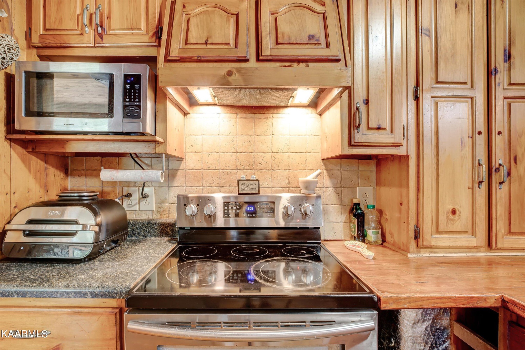 145 Powder House Road Clinton, TN 37716 - Photo 12 of 30 Gallery Image 12