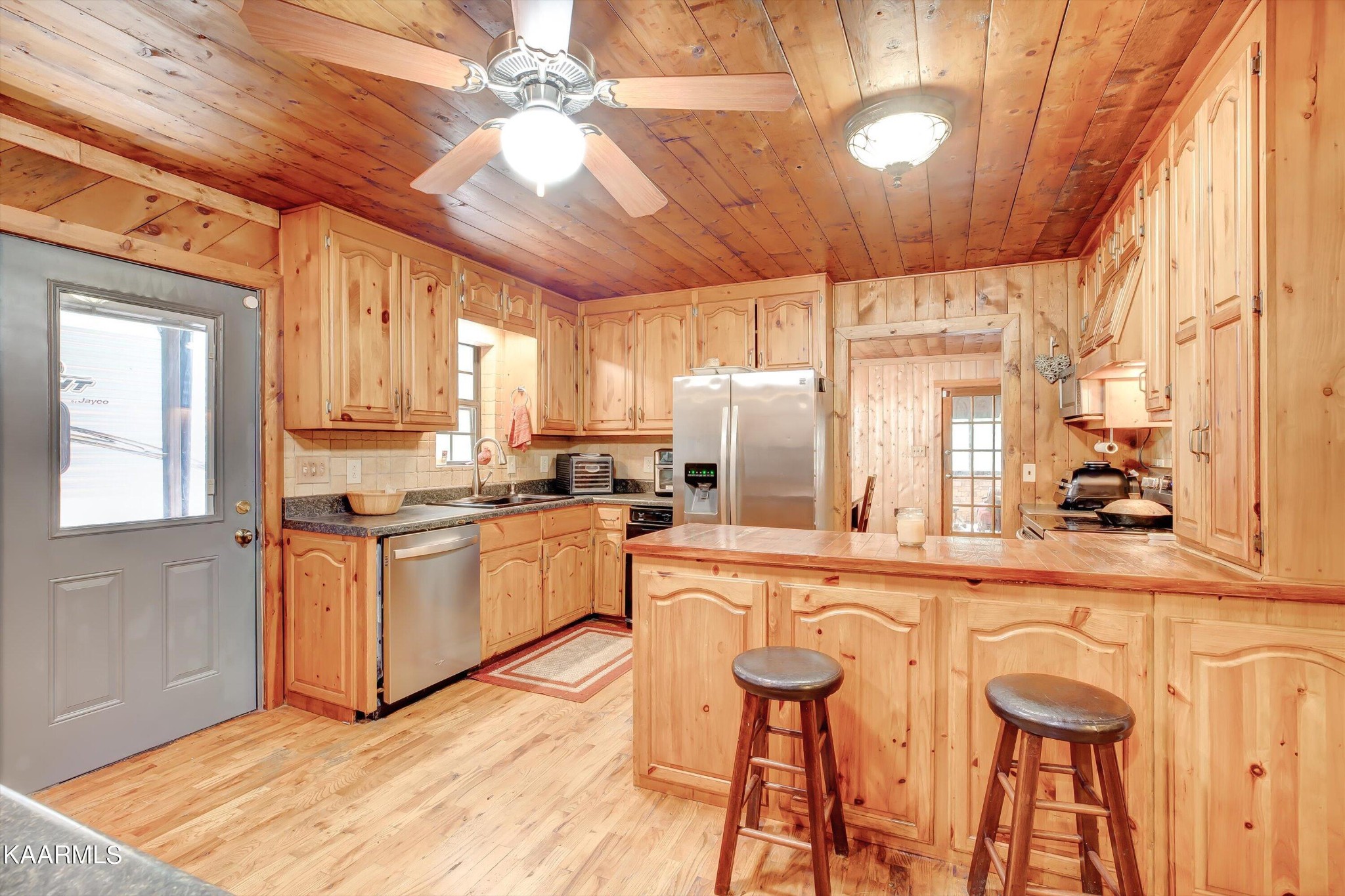 145 Powder House Road Clinton, TN 37716 - Photo 10 of 30 Gallery Image 10