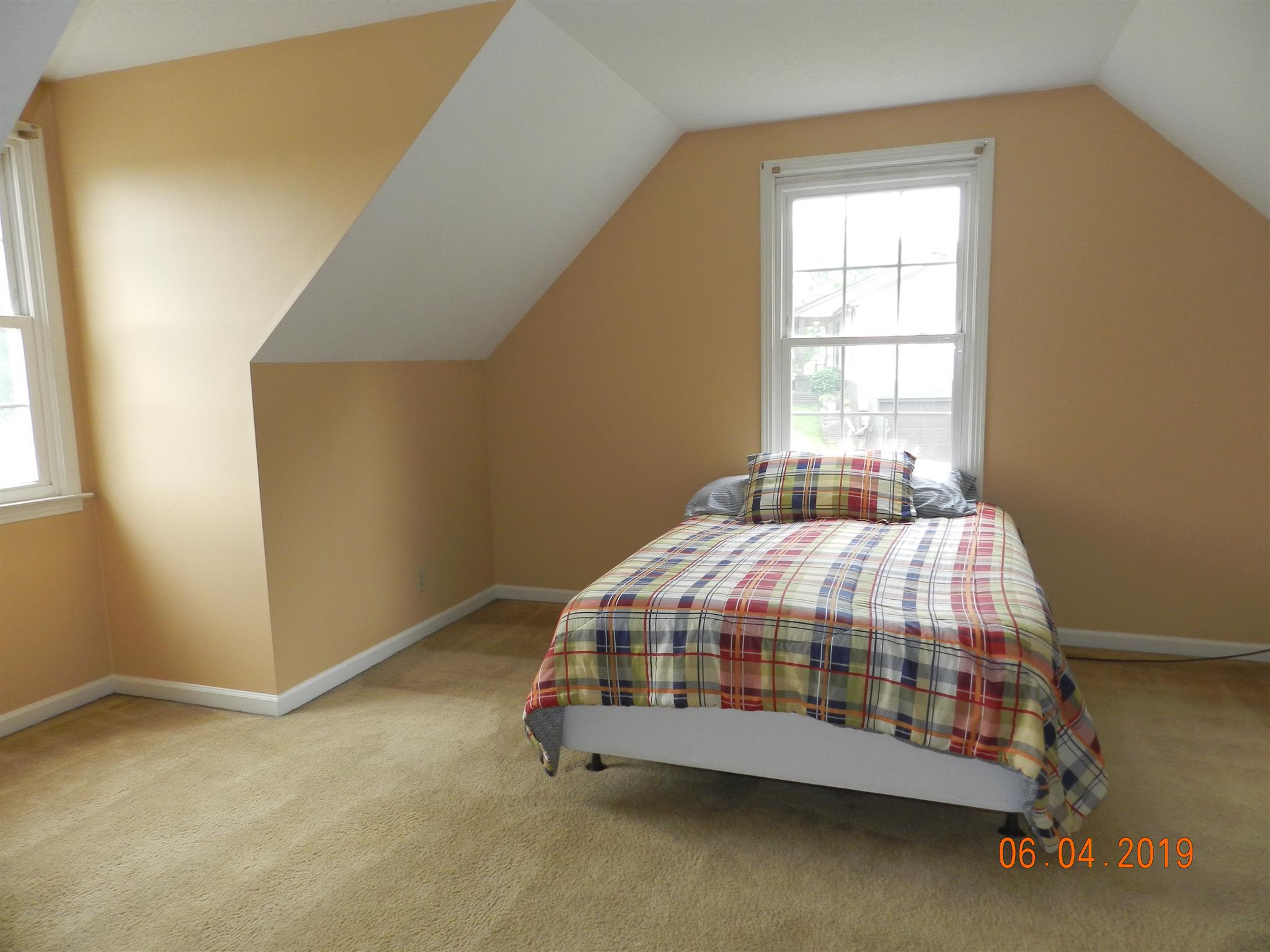 910 Rossview Road Clarksville, TN 37043 - Photo 11 of 22 Gallery Image 11