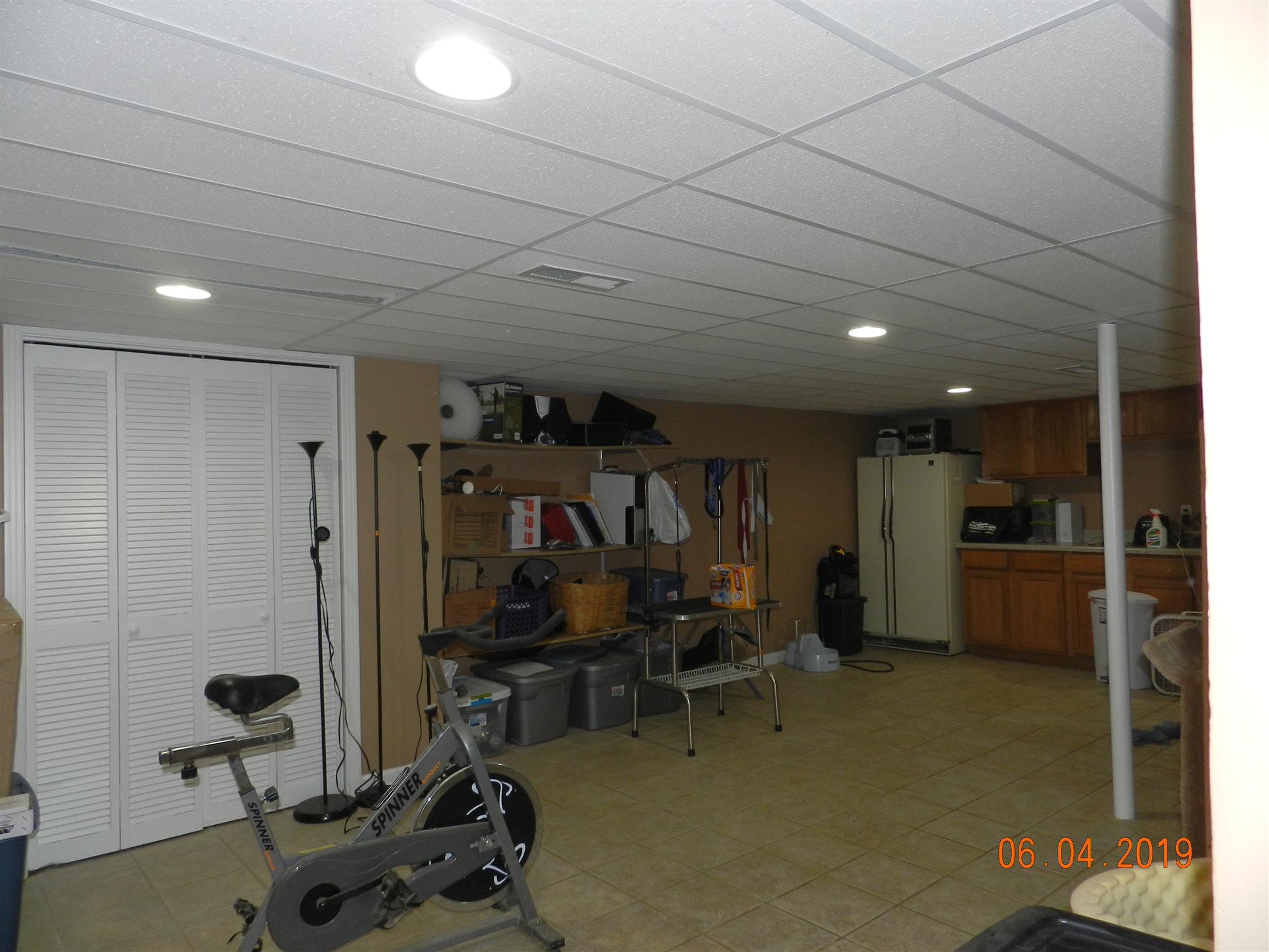 910 Rossview Road Clarksville, TN 37043 - Photo 13 of 22 Gallery Image 13