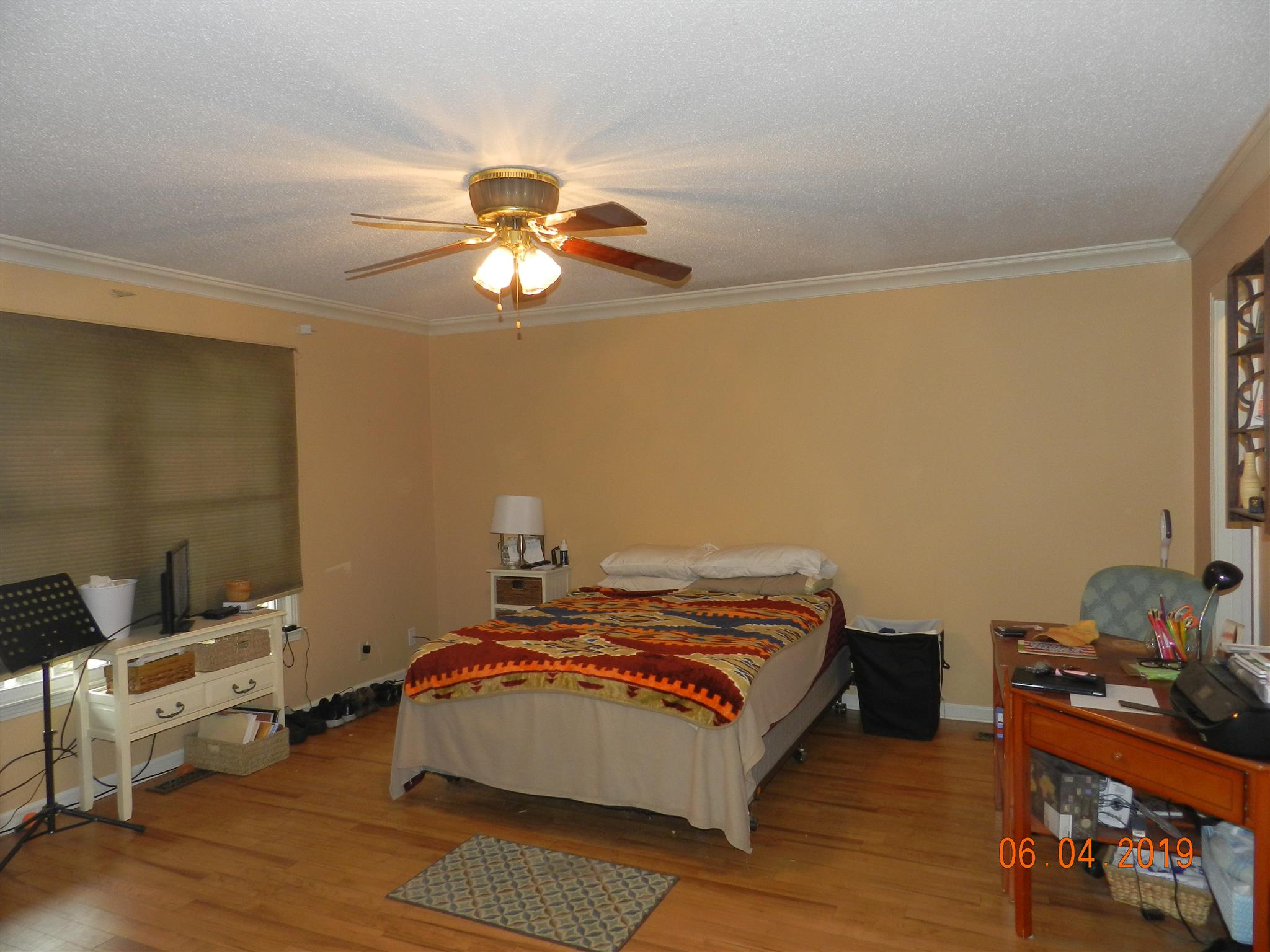 910 Rossview Road Clarksville, TN 37043 - Photo 8 of 22 Gallery Image 8