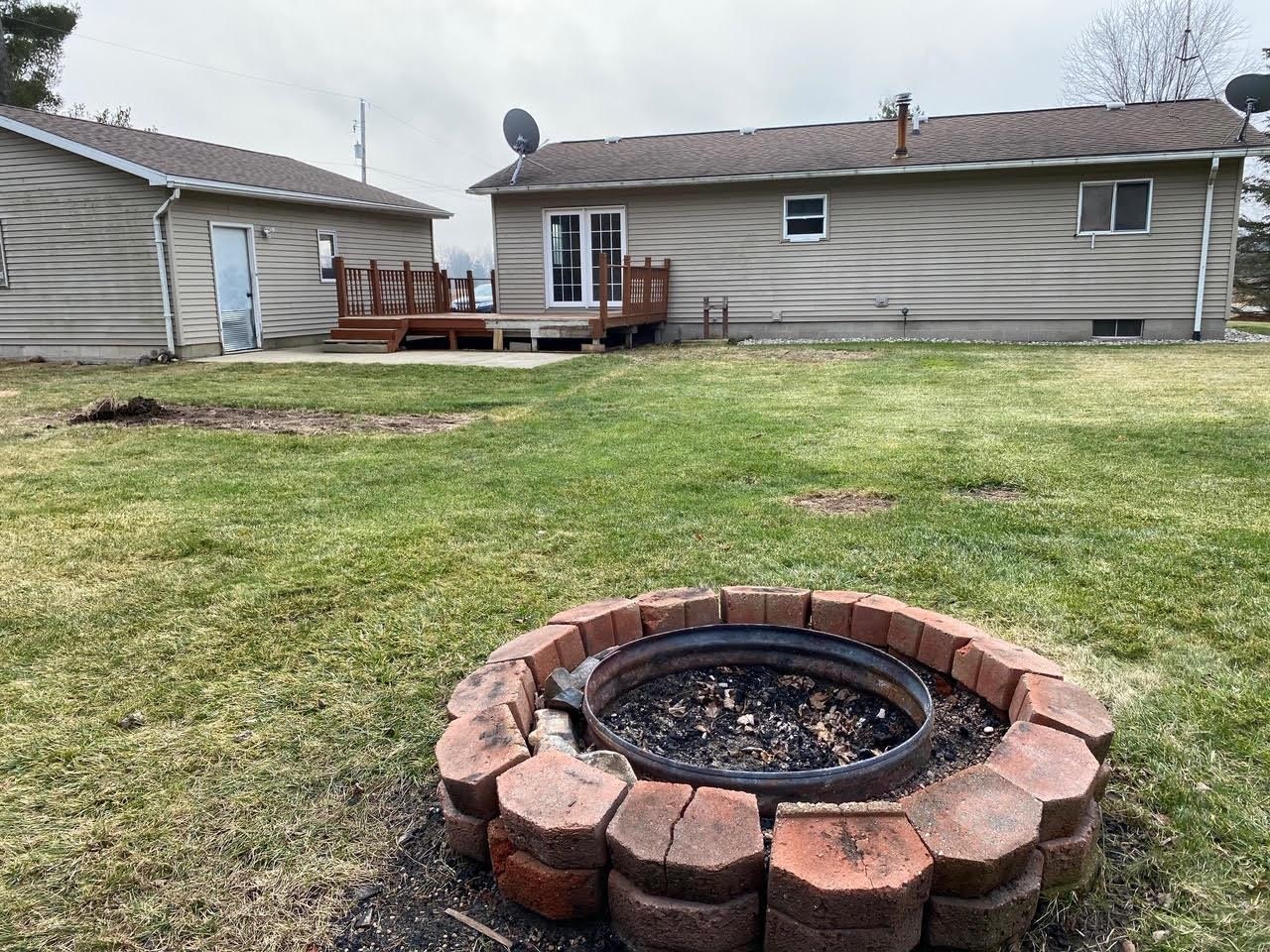 2570 West Parish Road Midland, MI 48642 - Photo 6 of 36 Gallery Image 6