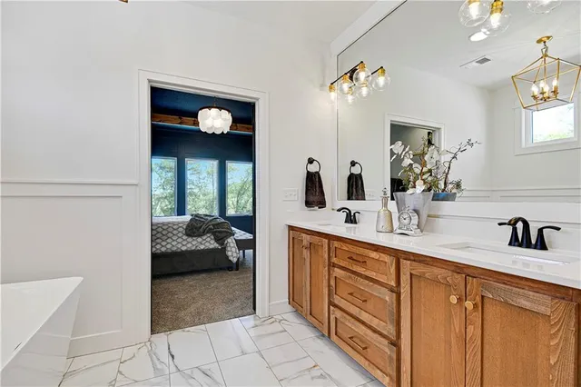 $909,900 | 24933 West 98th Place, Lenexa, KS 66227