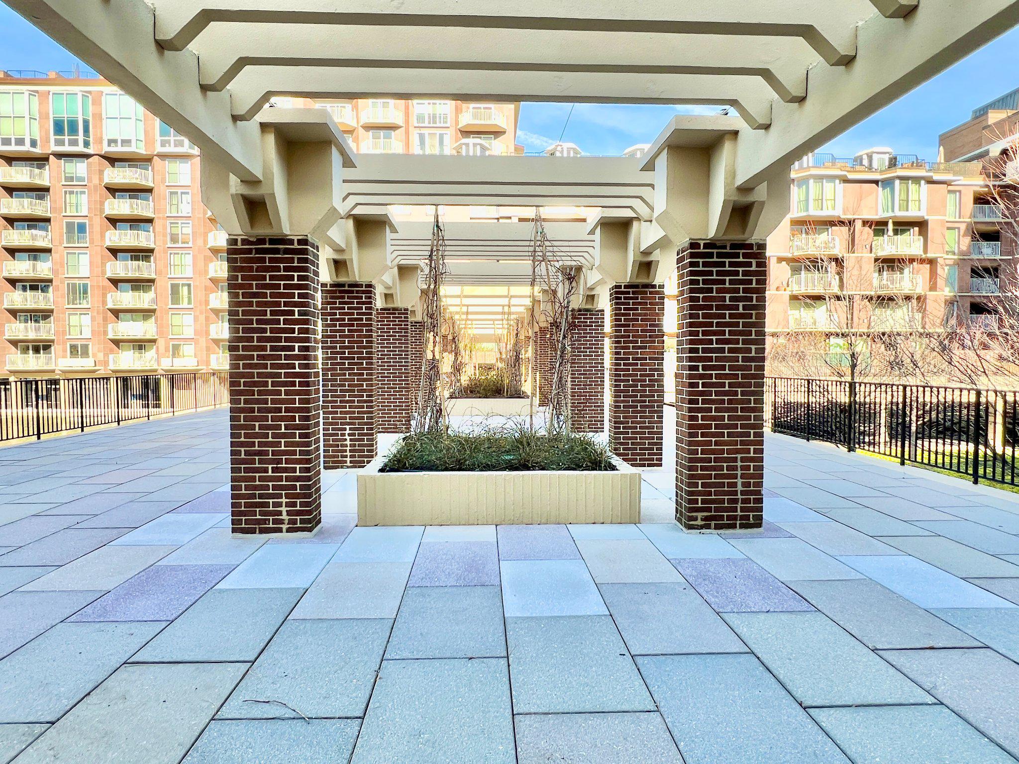 520 N Street Southwest, Unit S112 Washington, DC 20024 - Photo 22 of 36