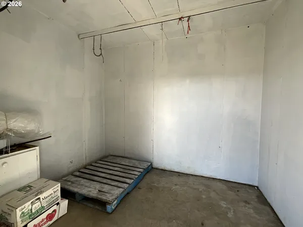 $269,900 | 303 Pine Avenue, Spray, OR 97874