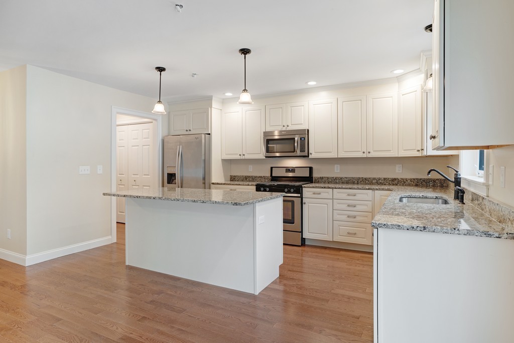 9 Freedom Way, Unit 9 Merrimac, MA 01860 - Photo 6 of 27 Gallery Image 6