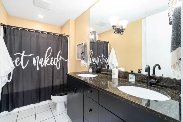 $2,350 | 335 Bridge Street Northwest, Unit 1705, Grand Rapids, MI 49504