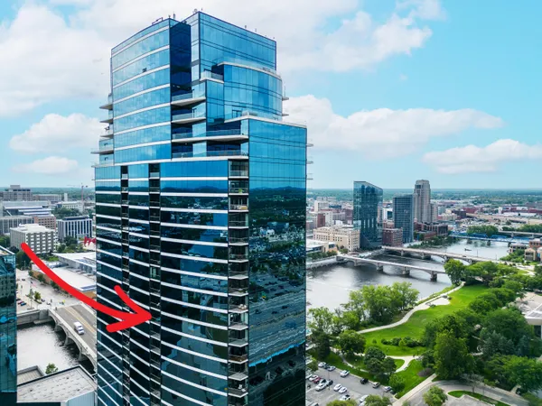$2,350 | 335 Bridge Street Northwest, Unit 1705, Grand Rapids, MI 49504