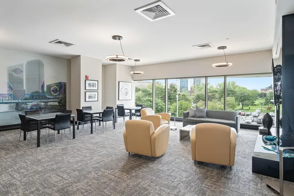 $2,350 | 335 Bridge Street Northwest, Unit 1705, Grand Rapids, MI 49504