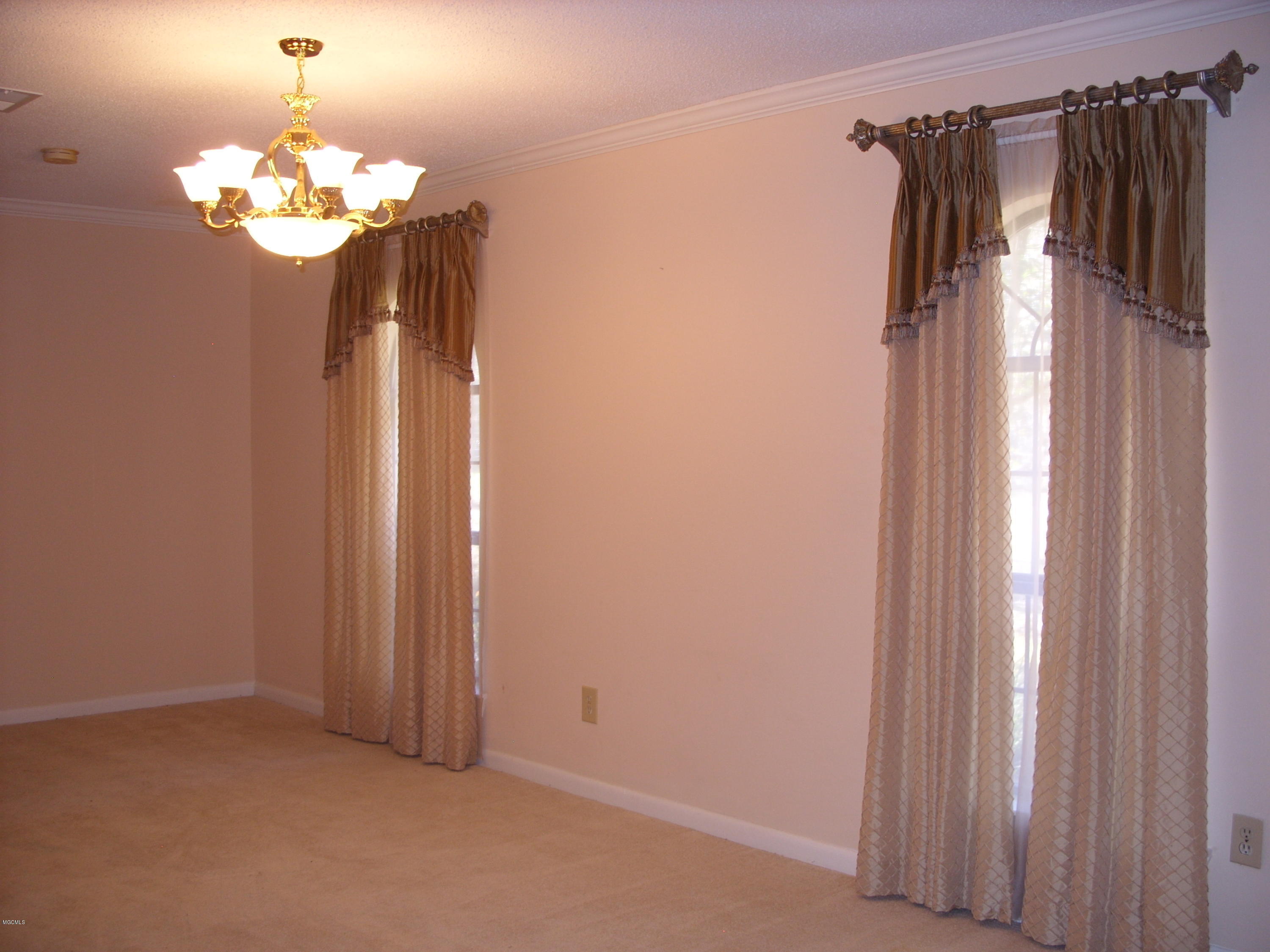4430 Robinway Street Moss Point, MS 39563 - Photo 8 of 31 SS852985