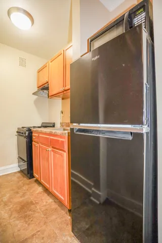 $985 | 5210 South Woodlawn Avenue, Unit 104, Chicago, IL 60615