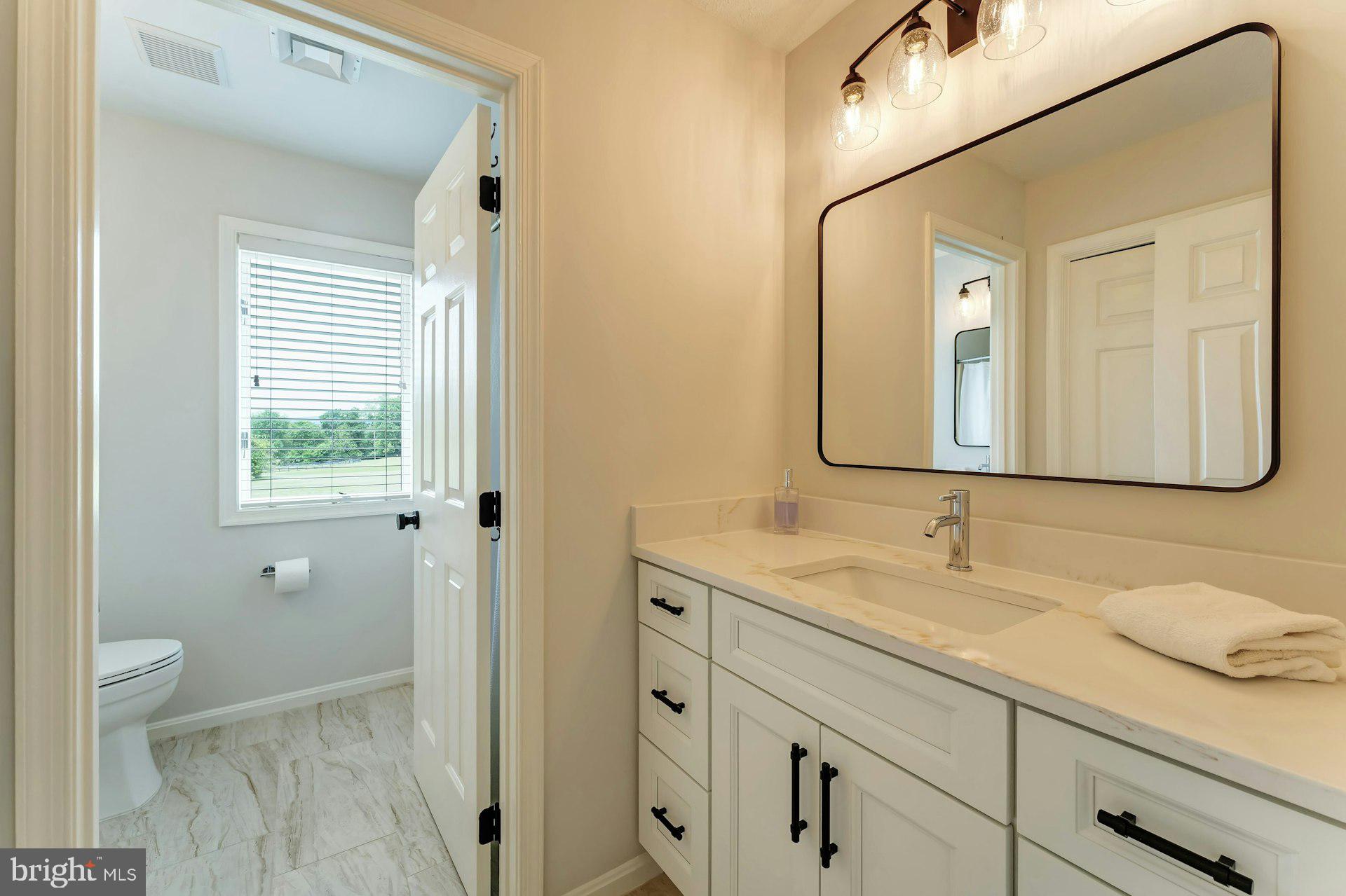 17045 Hamilton Station Road Hamilton, VA 20158 - Photo 44 of 81 Updated secondary bathroom