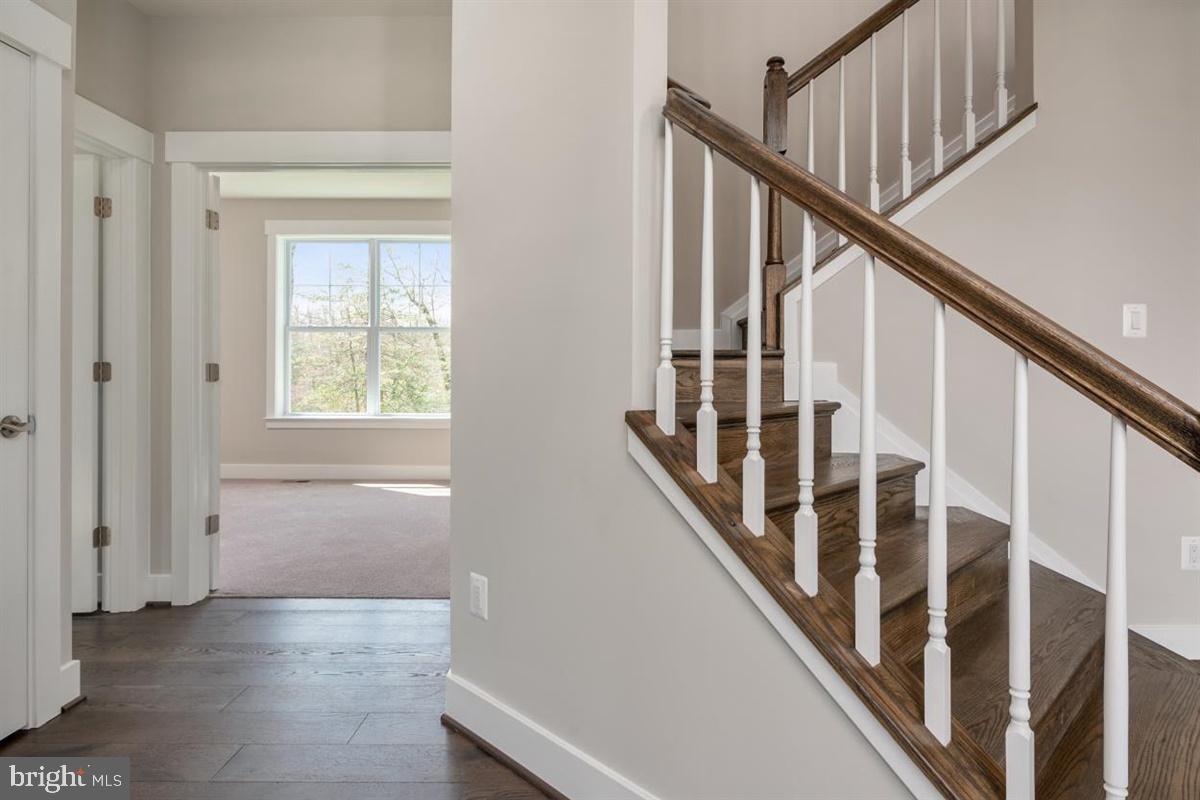558 Broadneck Road Annapolis, MD 21409 - Photo 16 of 46 Gallery Image 16