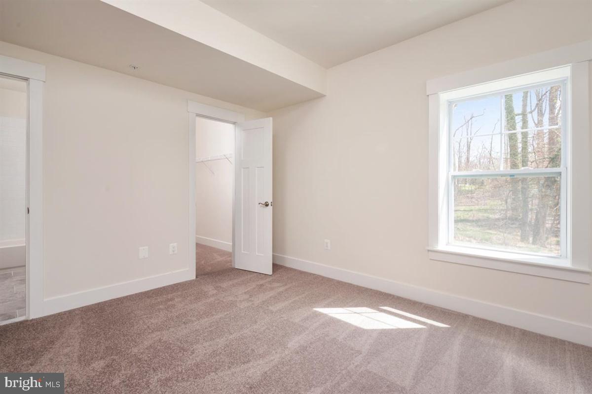 558 Broadneck Road Annapolis, MD 21409 - Photo 43 of 46 Gallery Image 43