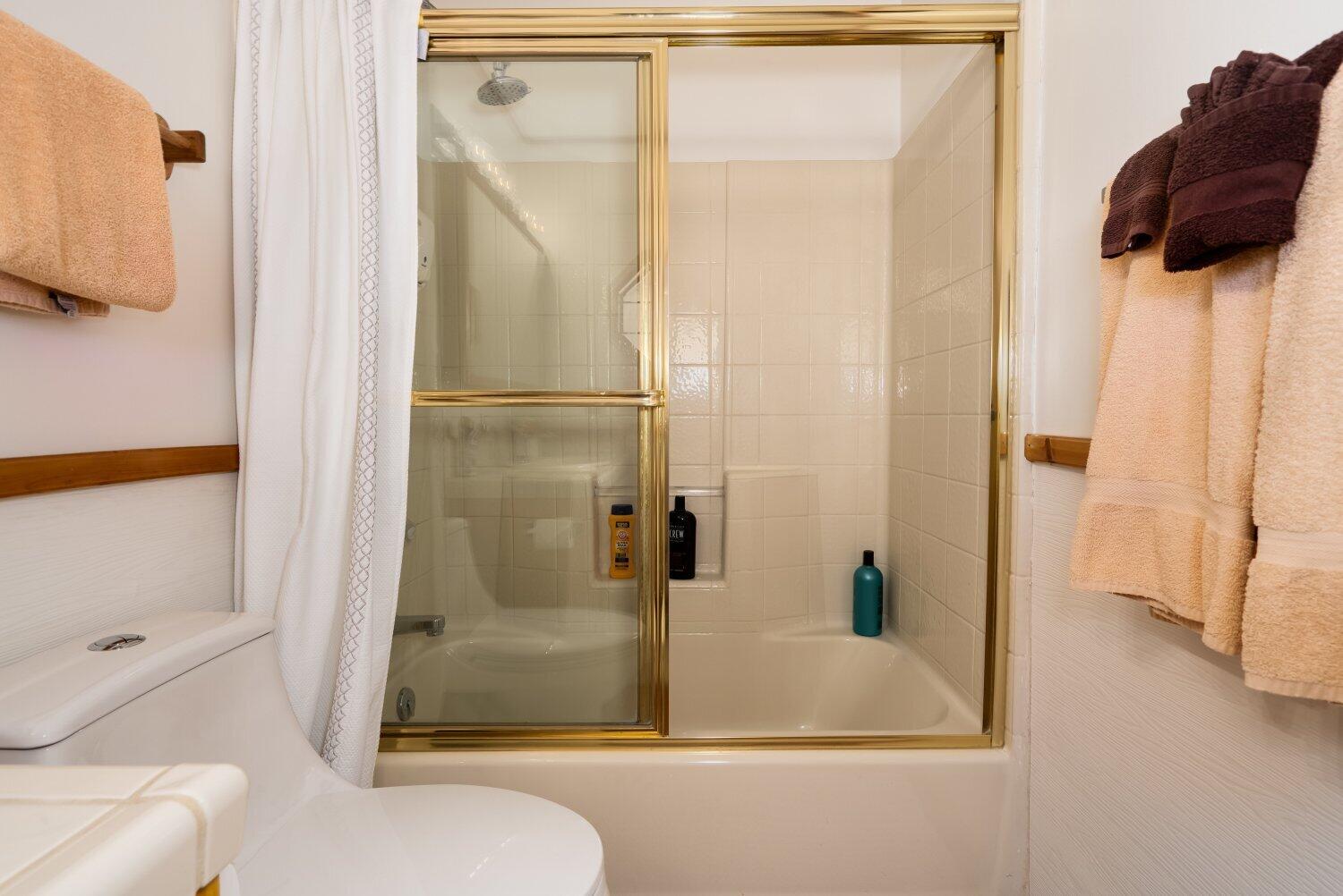 42363 Paramount Road Big Bear Lake, CA 92315 - Photo 24 of 38 a bathroom with a shower