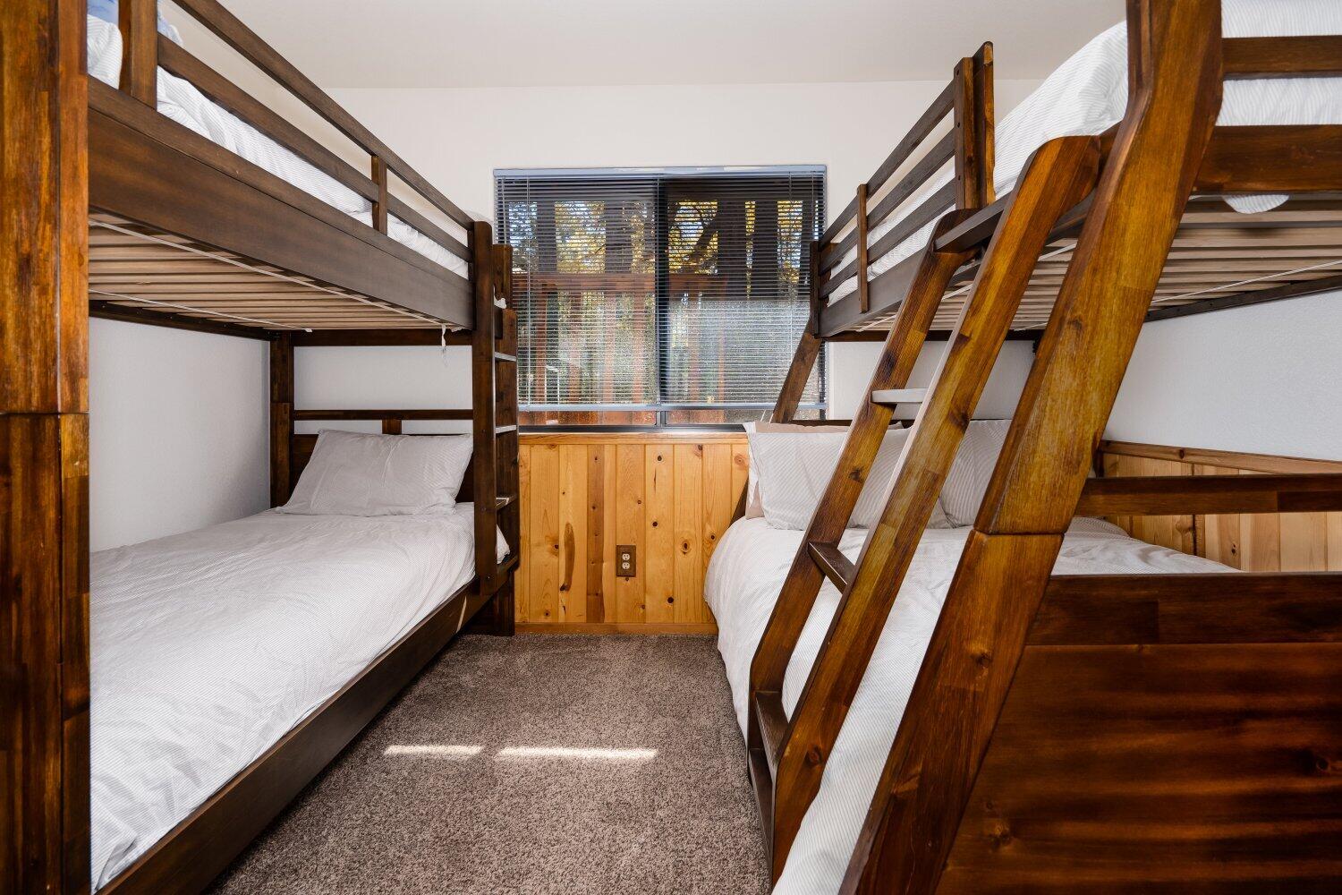 42363 Paramount Road Big Bear Lake, CA 92315 - Photo 25 of 38 a view of an entryway