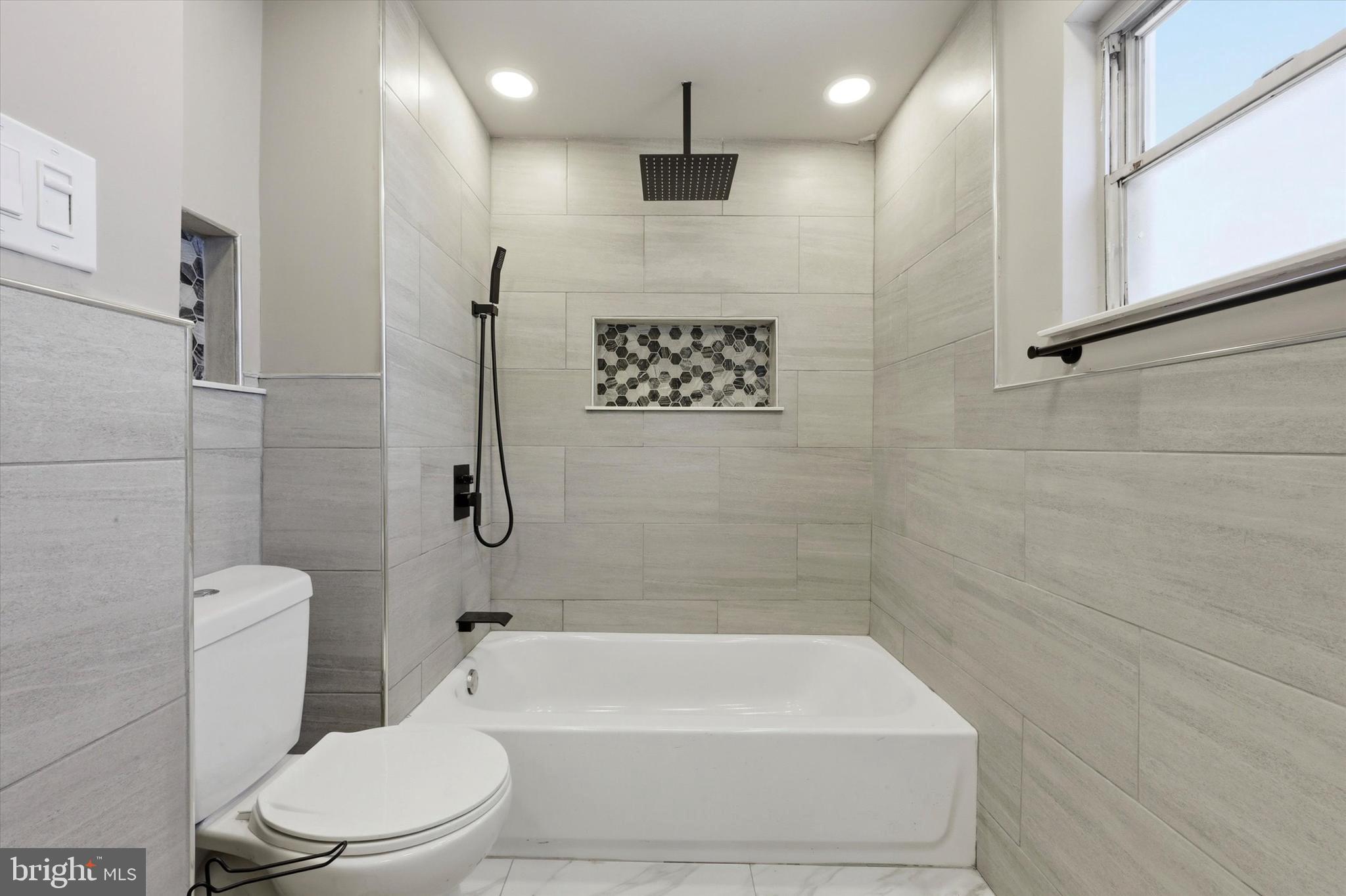 2625 Manton Street Philadelphia, PA 19146 - Photo 10 of 24