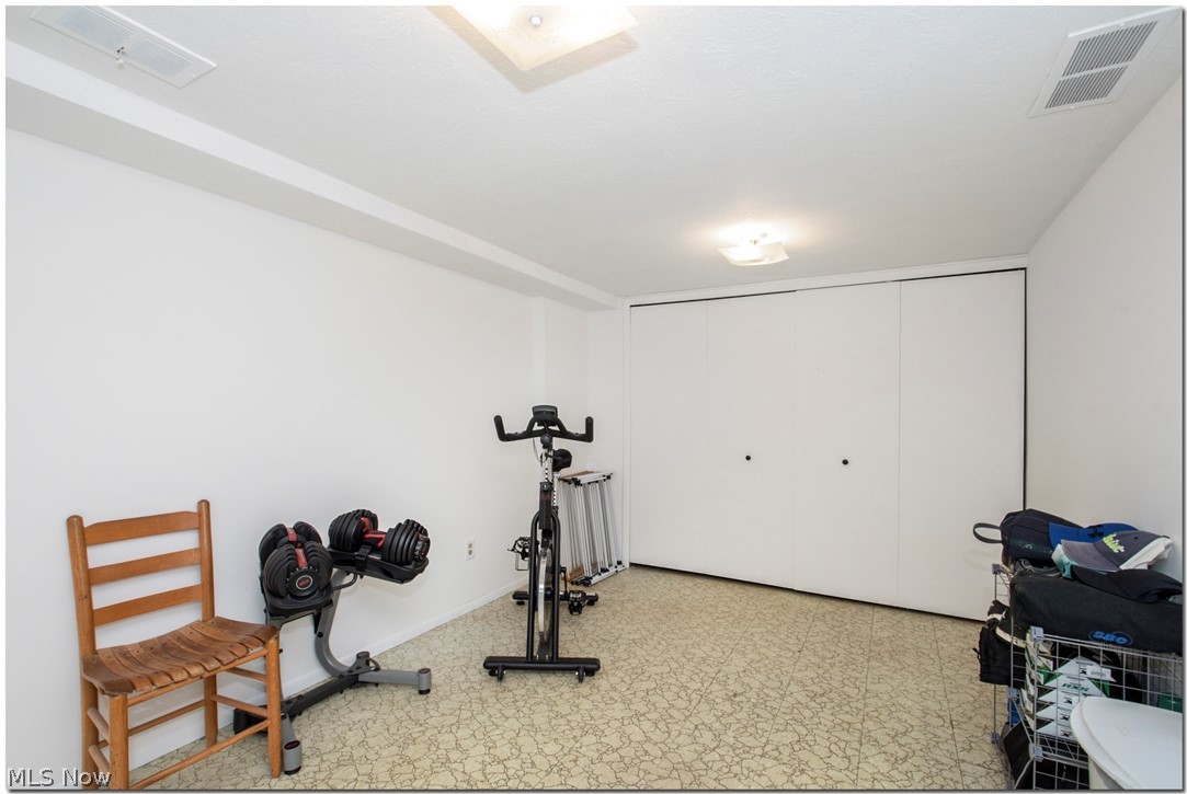 6472 State Road, Unit J10 Parma, OH 44134 - Photo 26 of 35