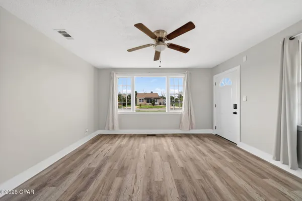 $1,995 | 1114 Mc Kenzie Avenue, Unit A, Panama City, FL 32401