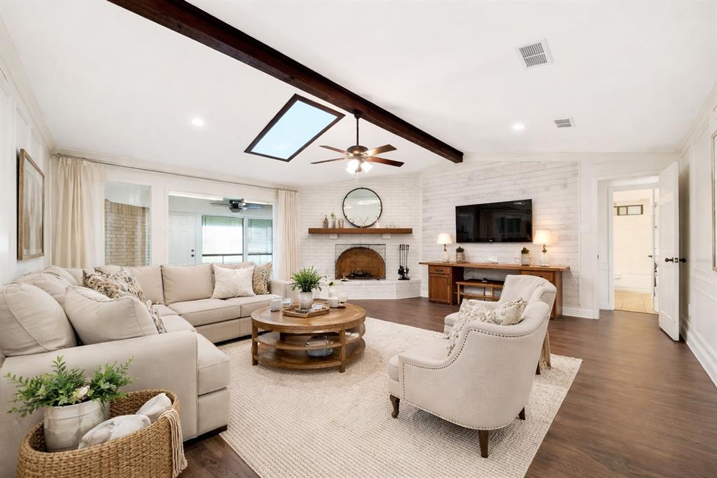 1002 Meridith Drive Terrell, TX 75160 - Photo 2 of 19