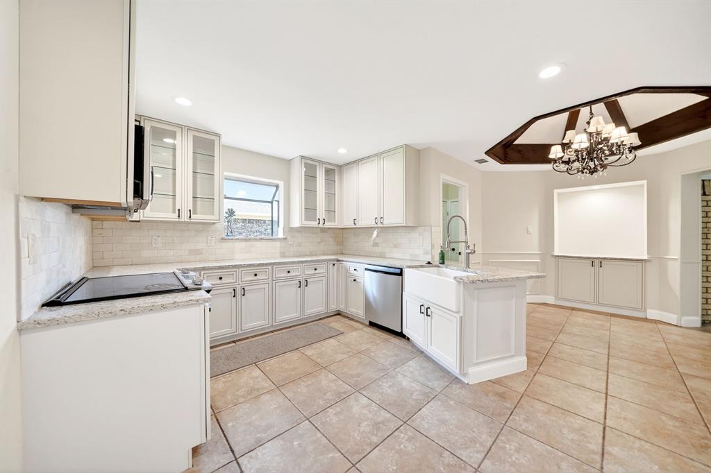 1002 Meridith Drive Terrell, TX 75160 - Photo 5 of 19