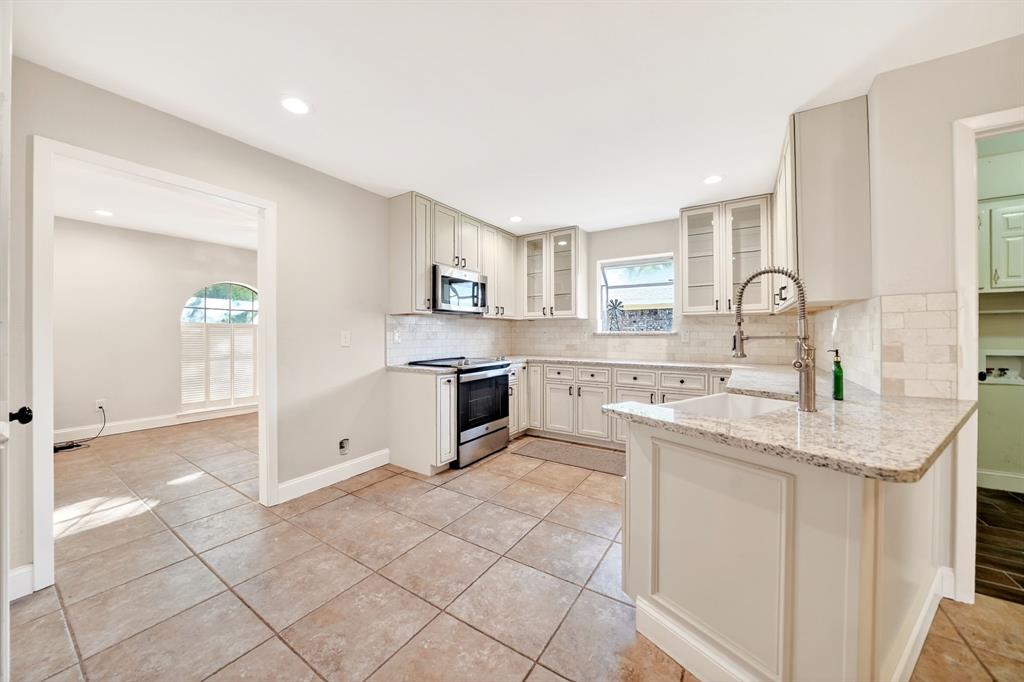 1002 Meridith Drive Terrell, TX 75160 - Photo 6 of 19