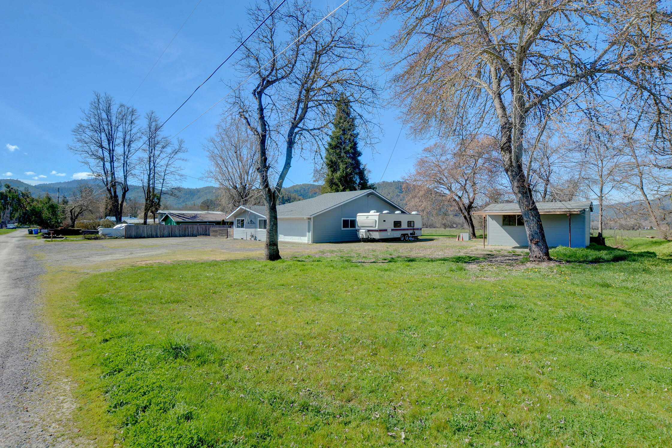 7441 Maple Lane Central Point, OR 97502 - Photo 67 of 68 68