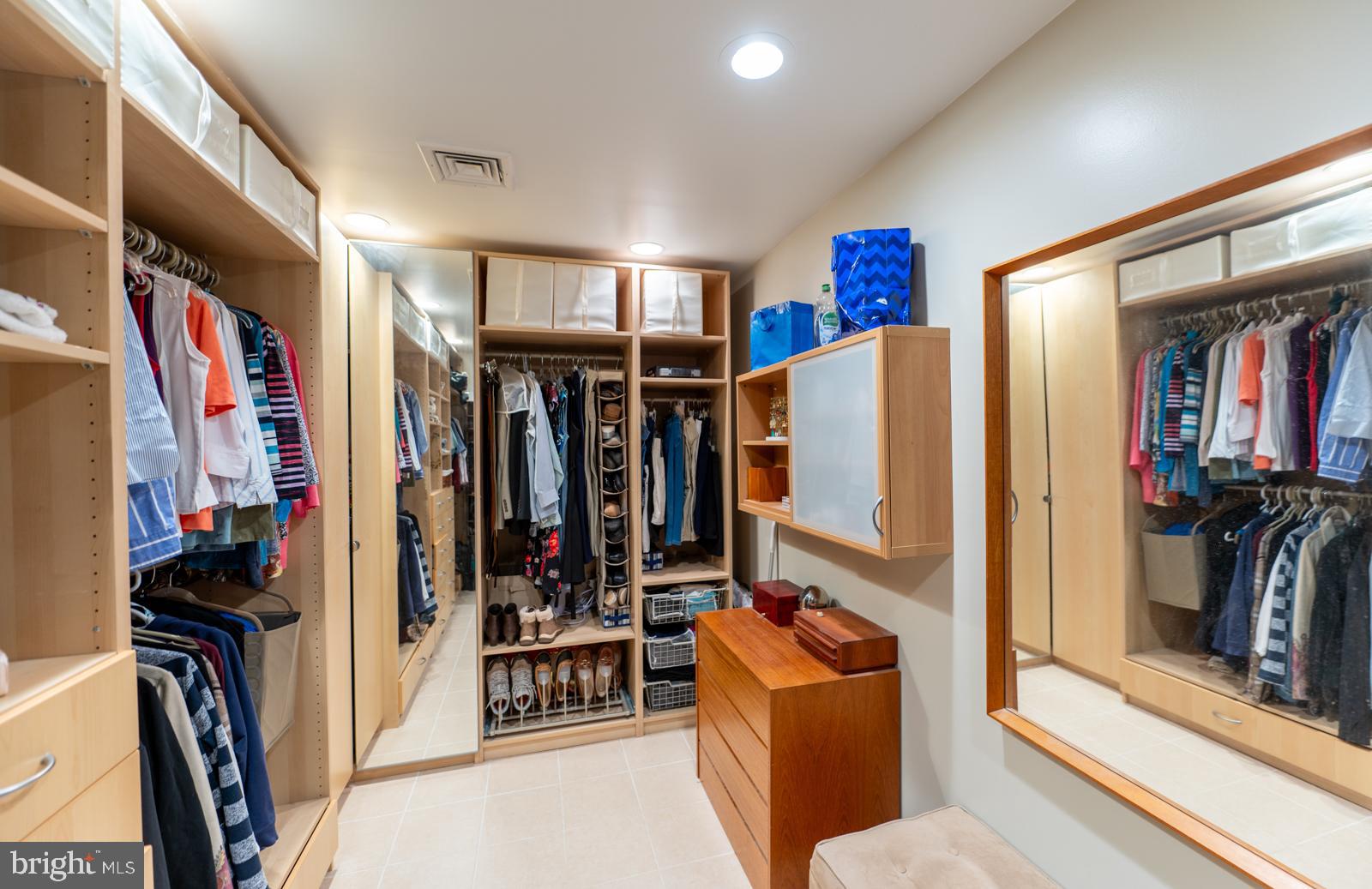 3378 Morris Road Lansdale, PA 19446 - Photo 35 of 60 custome closet MBR