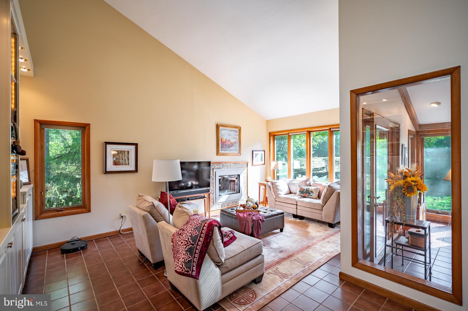 3378 Morris Road Lansdale, PA 19446 - Photo 7 of 60 Living Rm