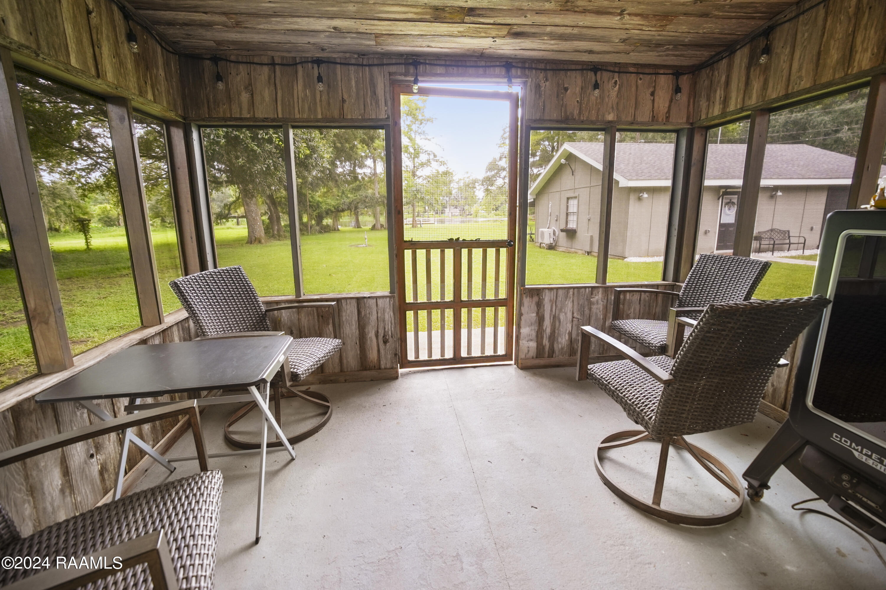 690 Verdunville Road Franklin, LA 70538 - Photo 11 of 25 89D7731D-276F-4932-B61D-DEF3BACF6F0D