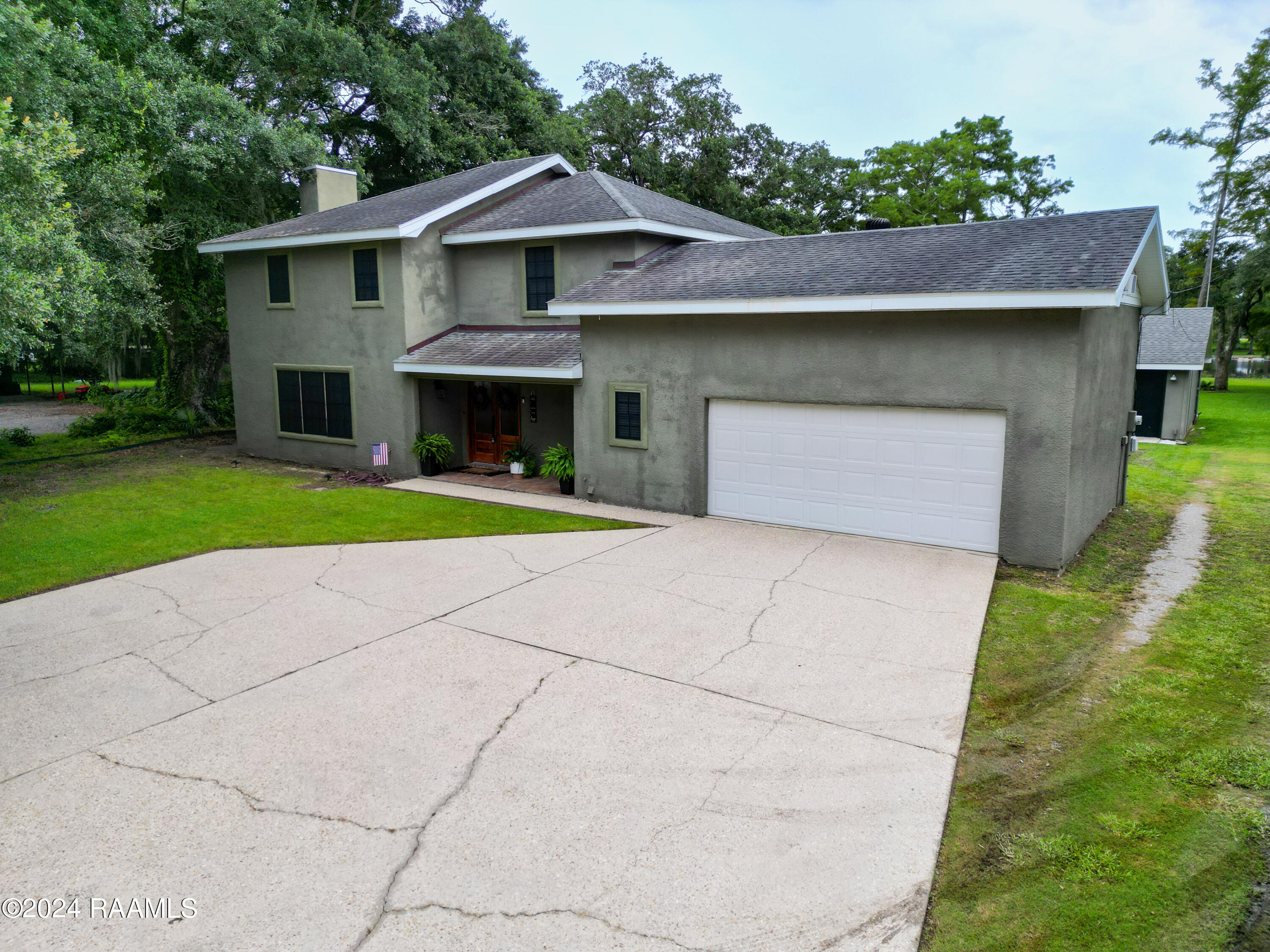 690 Verdunville Road Franklin, LA 70538 - Photo 2 of 25 741FF2D3-124F-4481-B6B7-E5706A6913CF