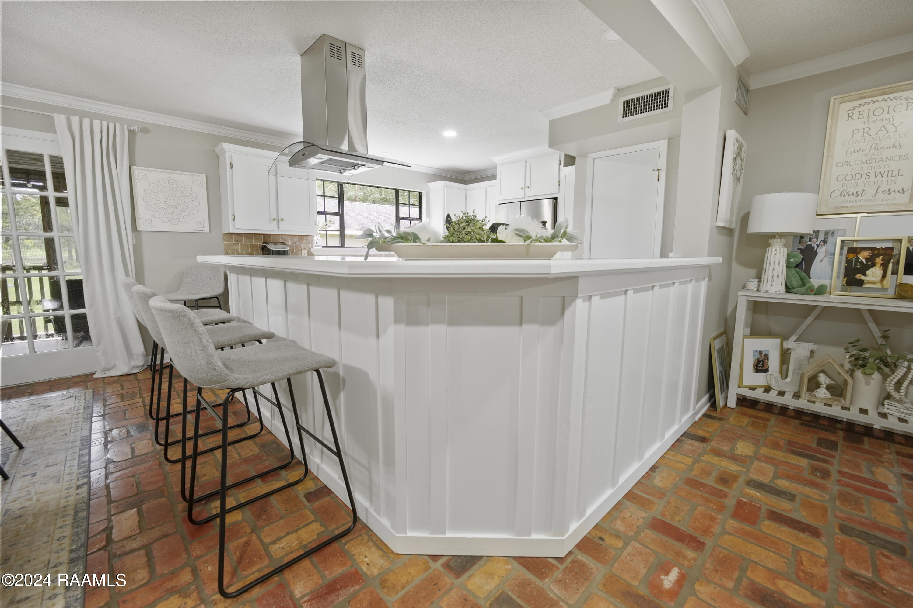 690 Verdunville Road Franklin, LA 70538 - Photo 7 of 25 B22B74A2-D037-40D3-82C7-52856AD4F973