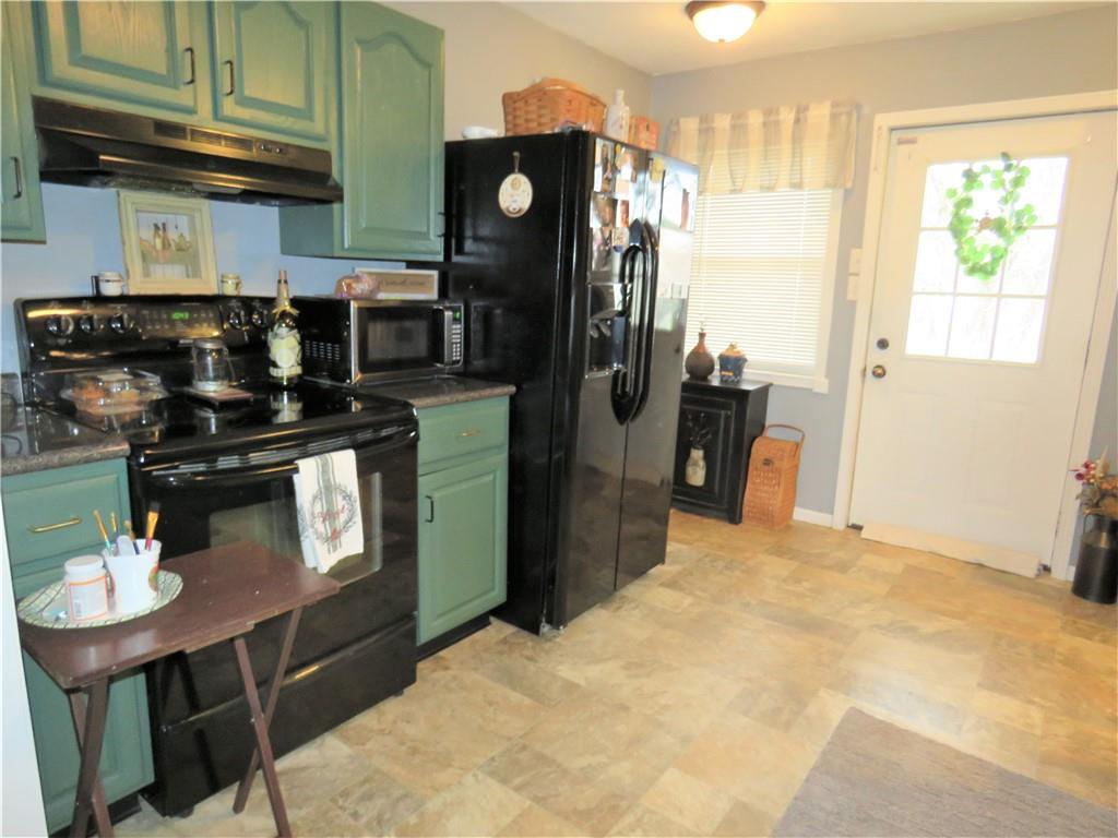 2517 South 23rd Street New Castle, IN 47362 - Photo 4 of 13