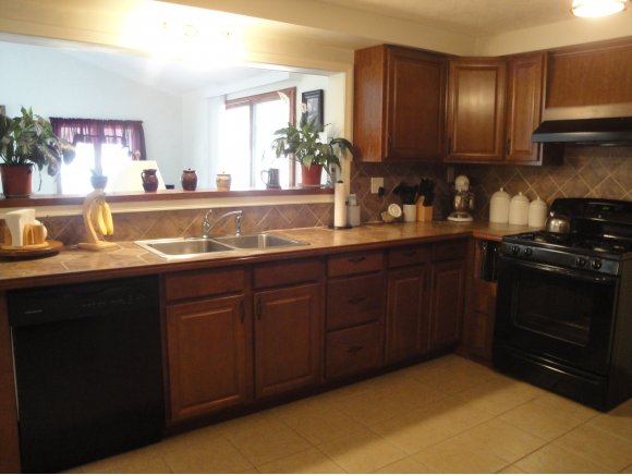 9 Palmer Road Binghamton, NY 13901 - Photo 3 of 22 Gallery Image 3