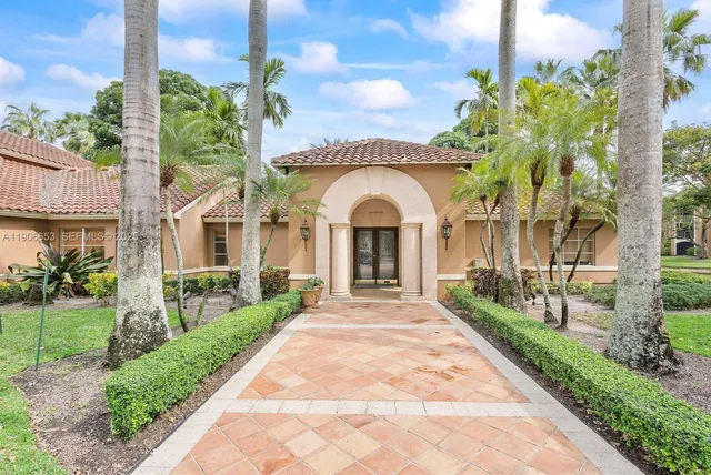 $2,200 | 4852 Highway 7, Unit 303, Coconut Creek, FL 33073