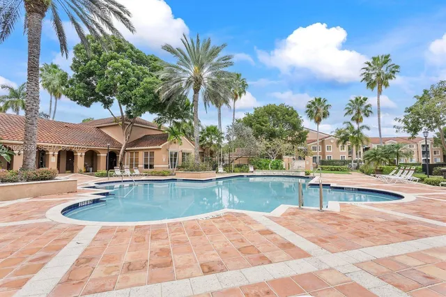 $2,200 | 4852 Highway 7, Unit 303, Coconut Creek, FL 33073