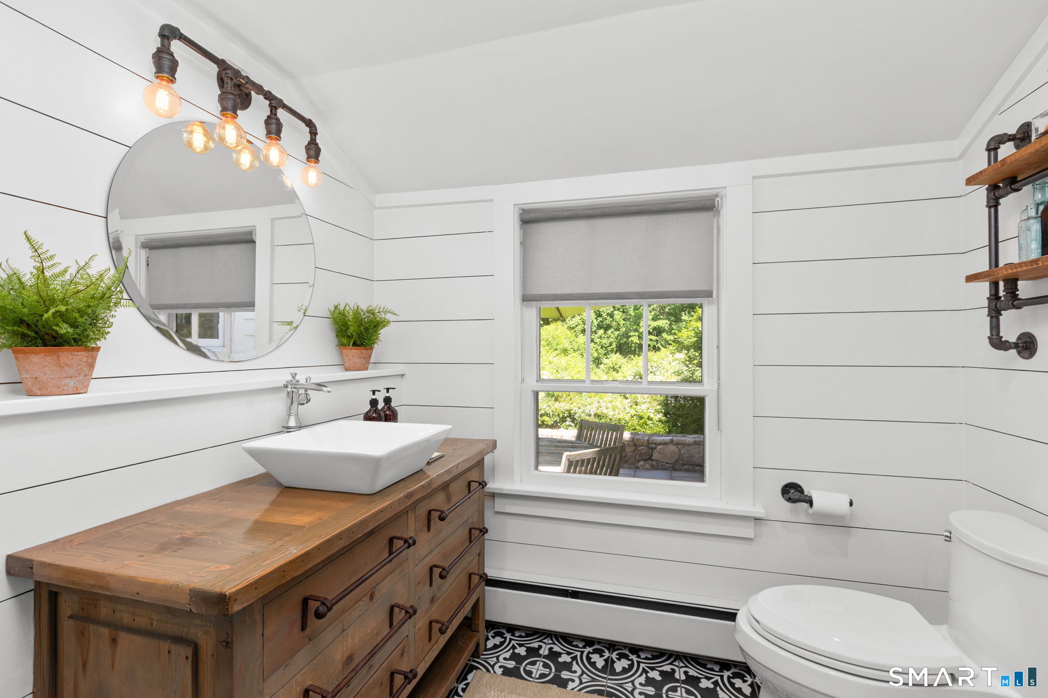 207 Redding Road Redding, CT 06896 - Photo 15 of 36 Gallery Image 15