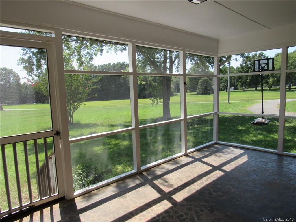 13960 Idlewild Road Matthews, NC 28105 - Photo 21 of 22 Gallery Image 21