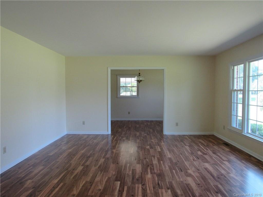 13960 Idlewild Road Matthews, NC 28105 - Photo 9 of 22 Gallery Image 9
