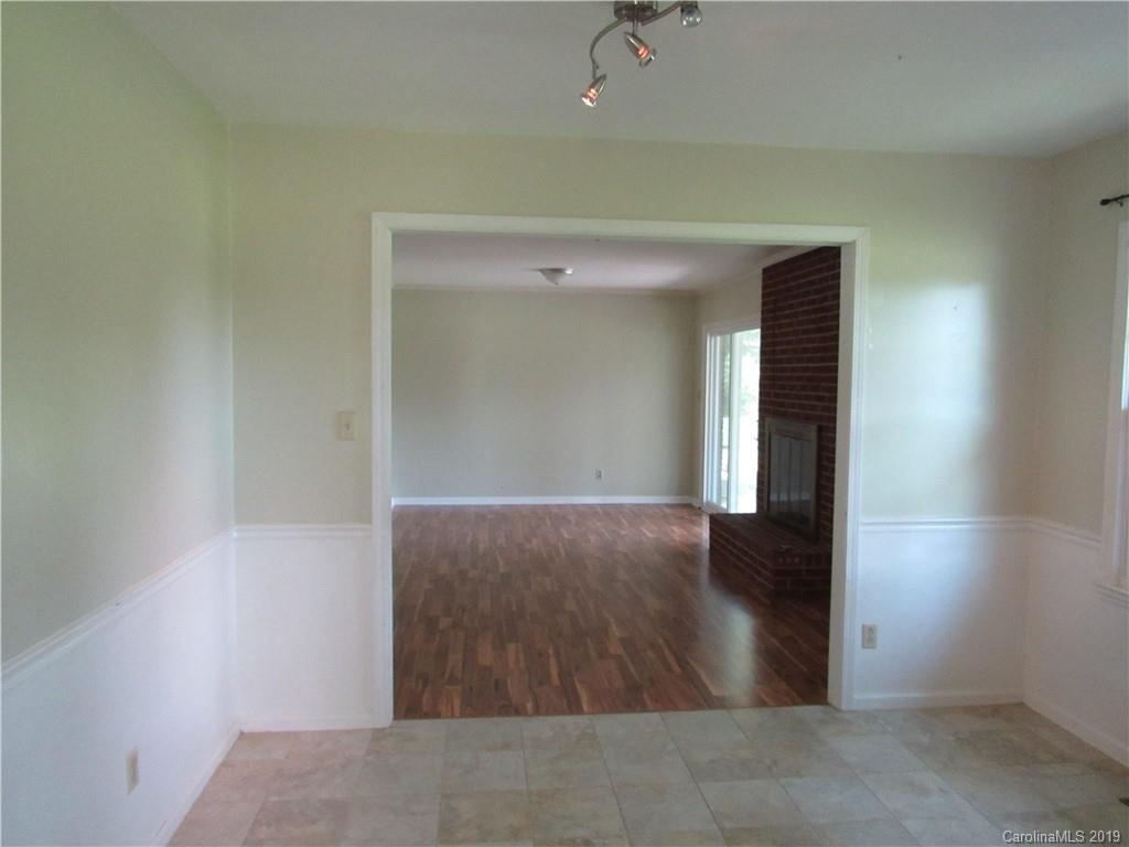 13960 Idlewild Road Matthews, NC 28105 - Photo 10 of 22 Gallery Image 10