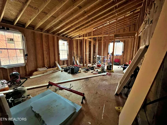 $165,000 | 575 J D Walden Road, Ten Mile, TN 37880